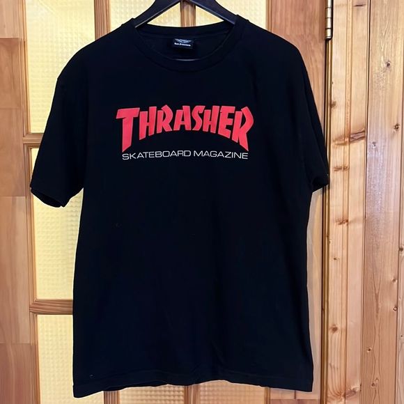 Thrasher Tops - Black red and white Thrasher Skateboard magazine t-shirt